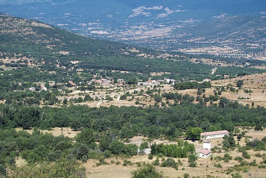 La Mina Alojamiento En Plena Naturaleza Garganta De Los Montes Екстериор снимка